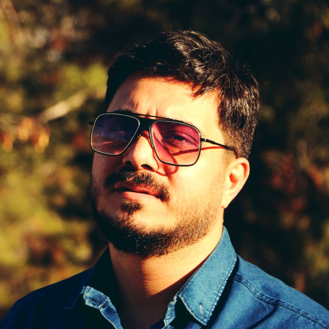 دانلود اهنگ مهدی احمدی فندکو سیگار سیگار سیگار
